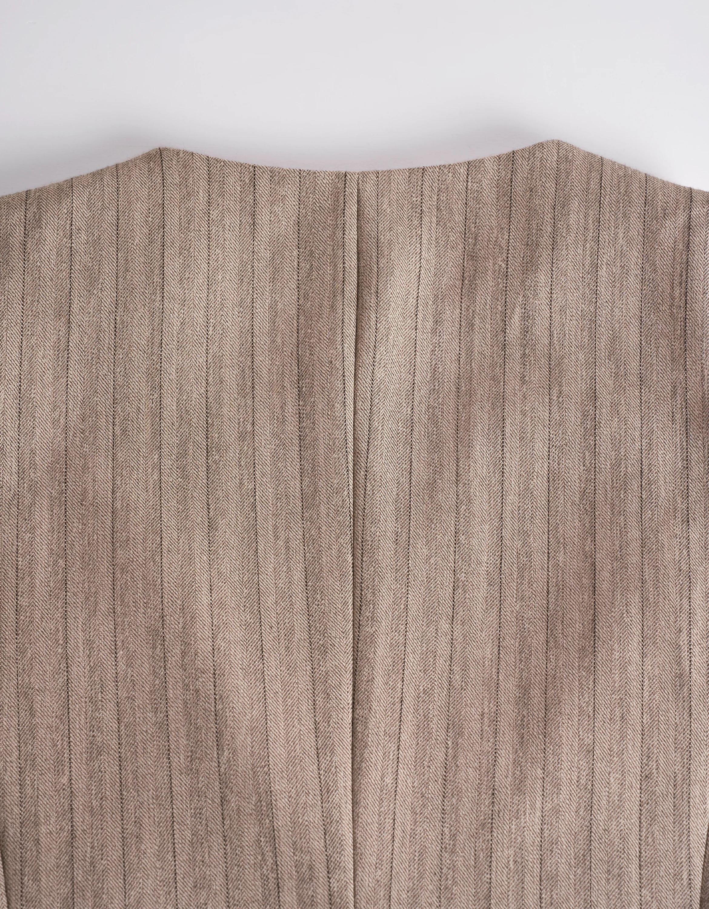 Sleeveless V-neck Vest - Image 16