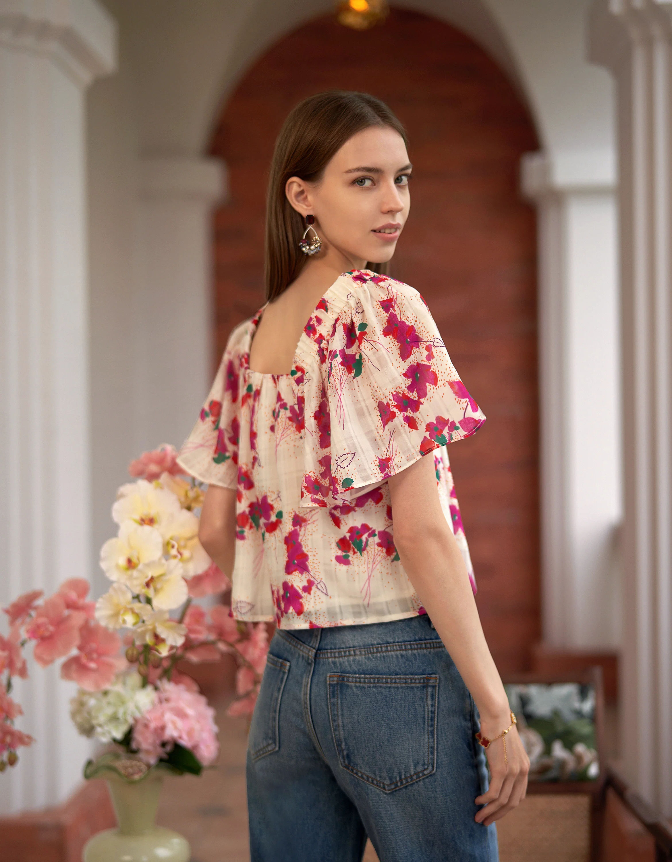 Square Neck Ruffled Sleeves Floral Cropped Top - Image 2