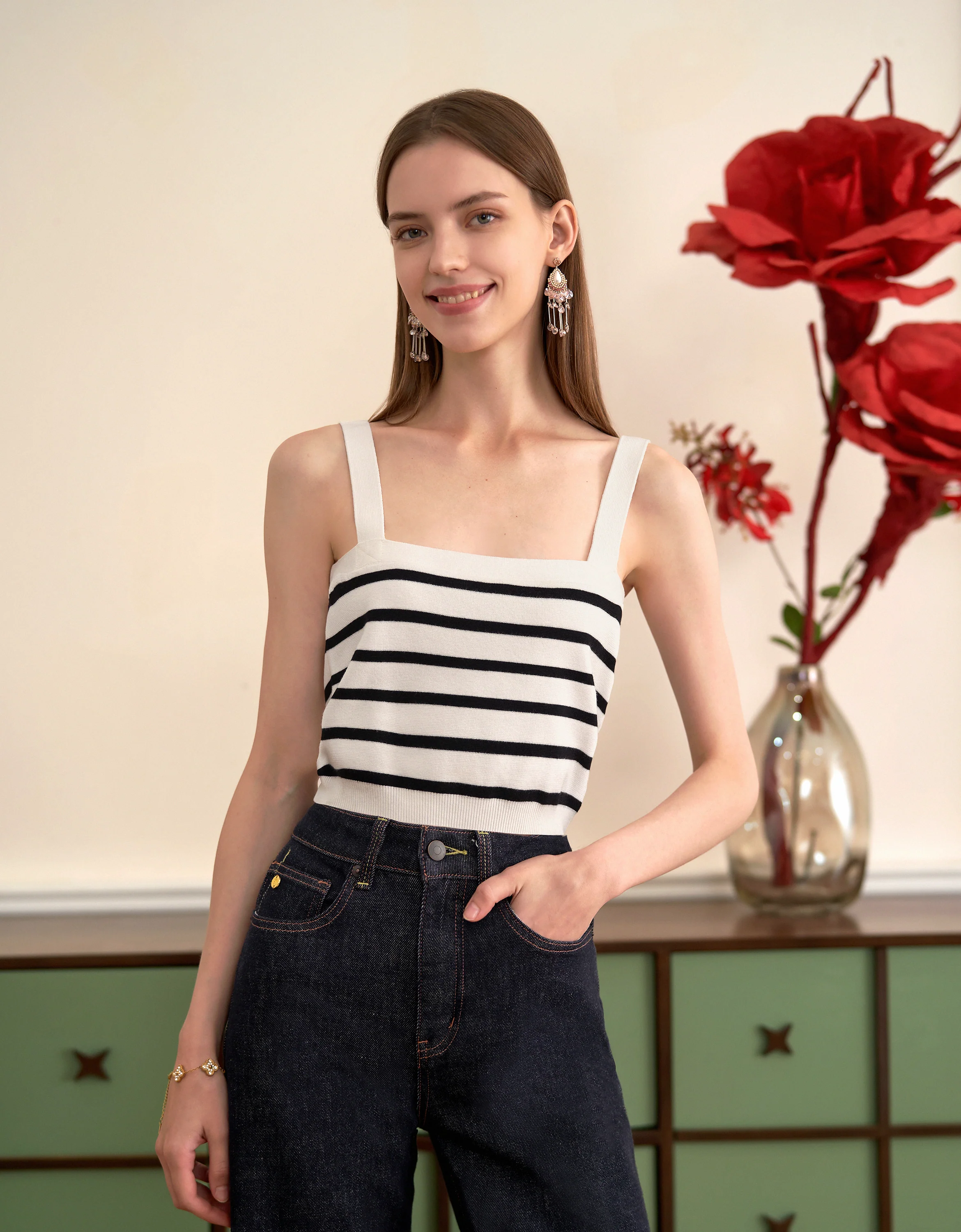 Square Neck Striped Cropped Tank Top - Image 3