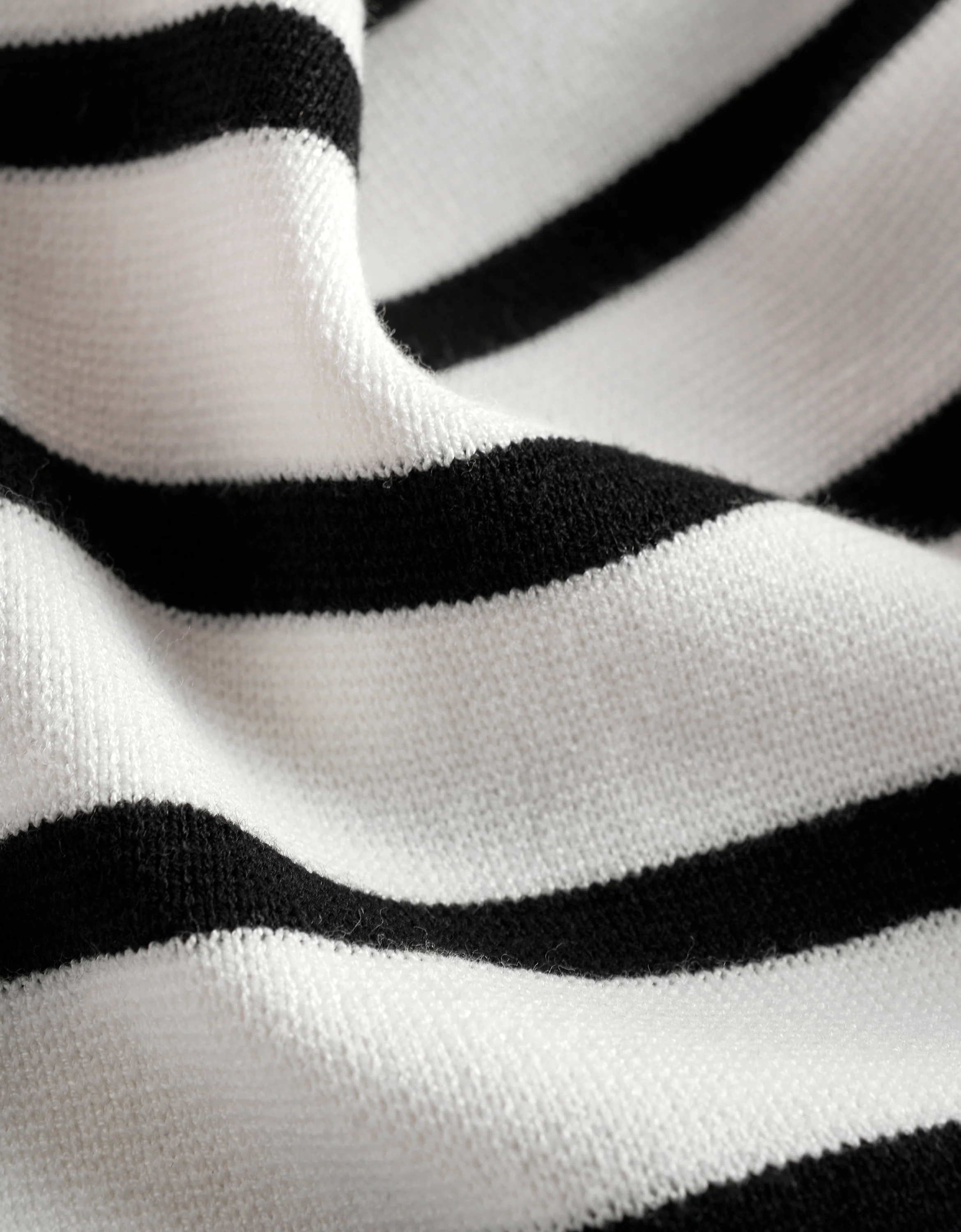 Square Neck Striped Cropped Tank Top - Image 8