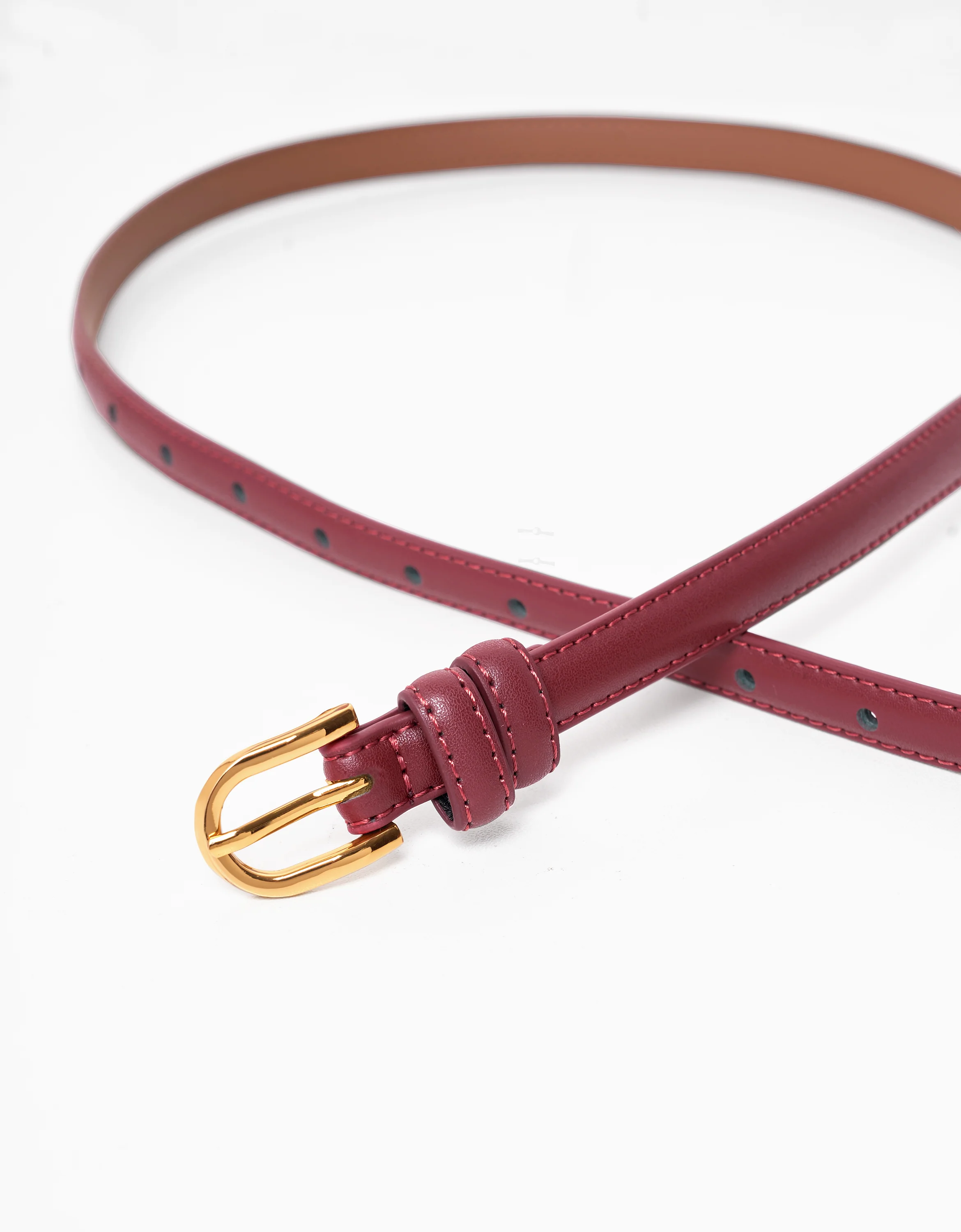 Textured Horseshoe Buckle Thin Leather Belt - Image 5