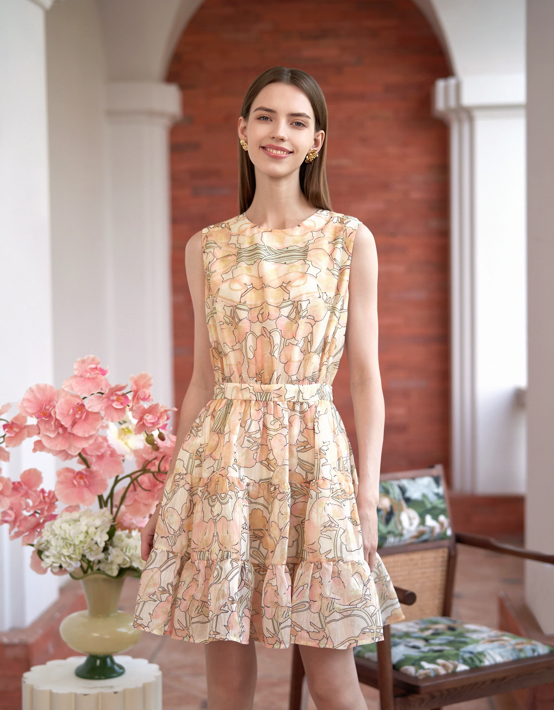 Tiered Skirt Floral Print Sleeveless Dress - Image 3