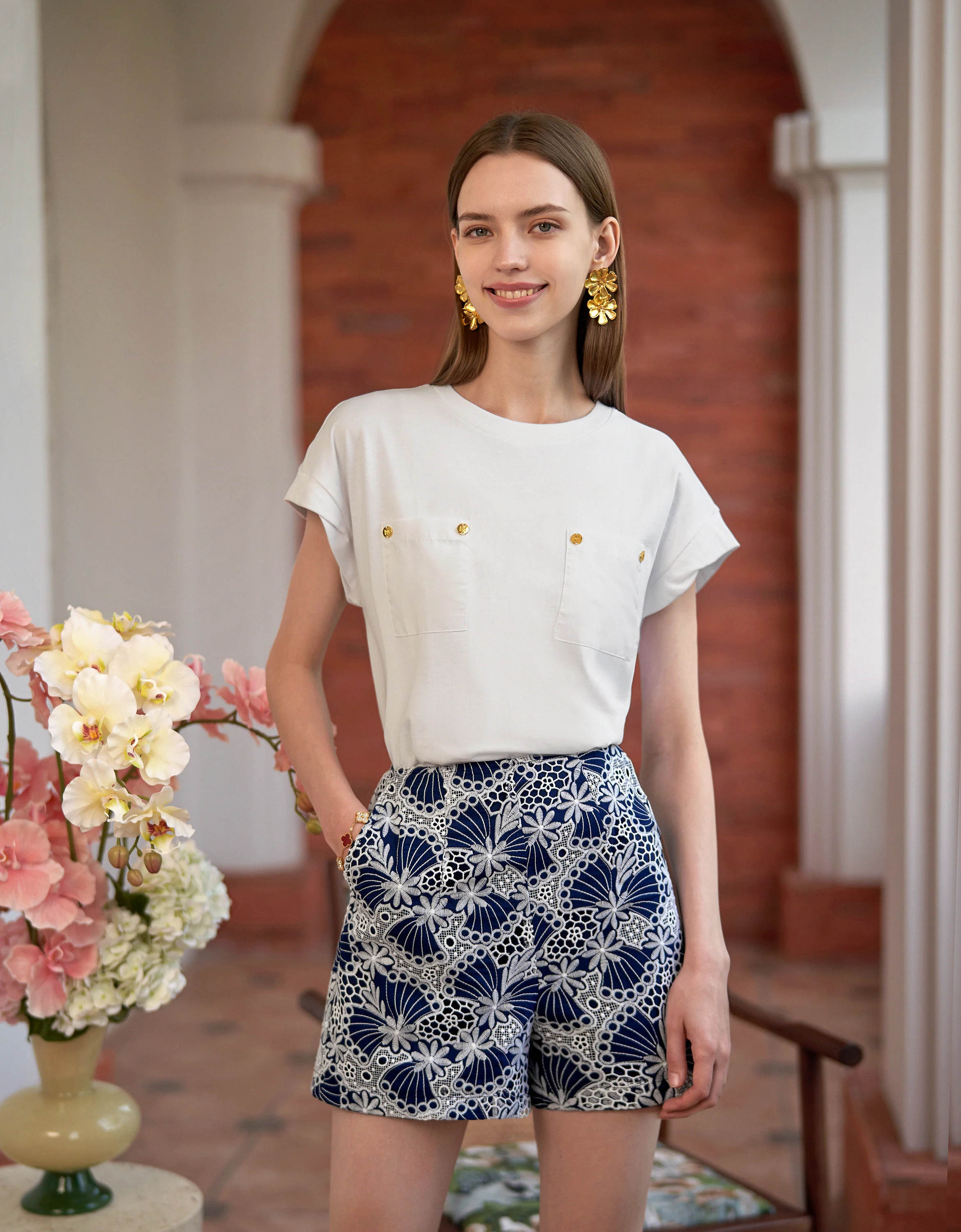 Two-tone Cutwork Embroidery Shorts - Image 5