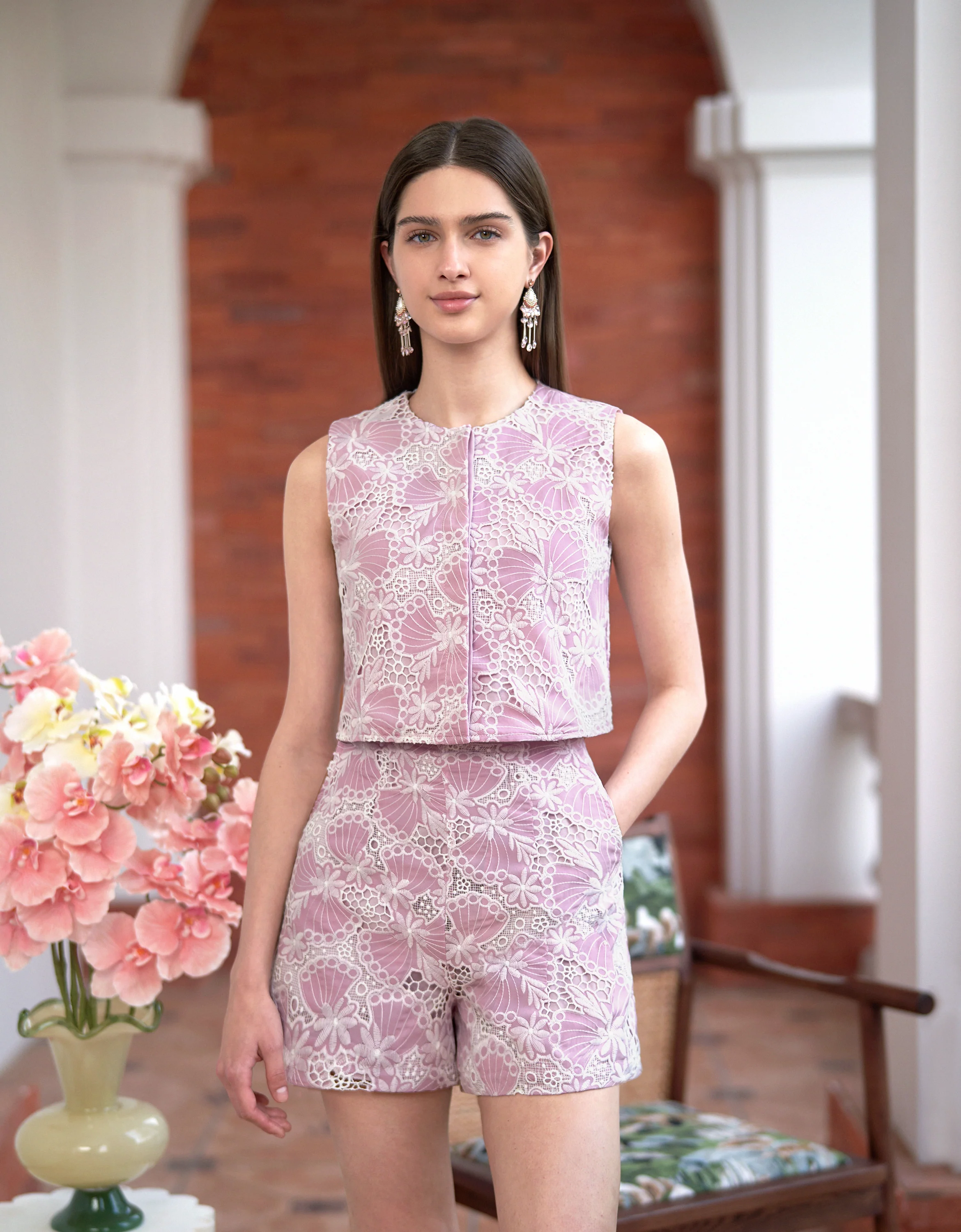 Two-tone Cutwork Embroidery Sleeveless Cropped Top - Image 13