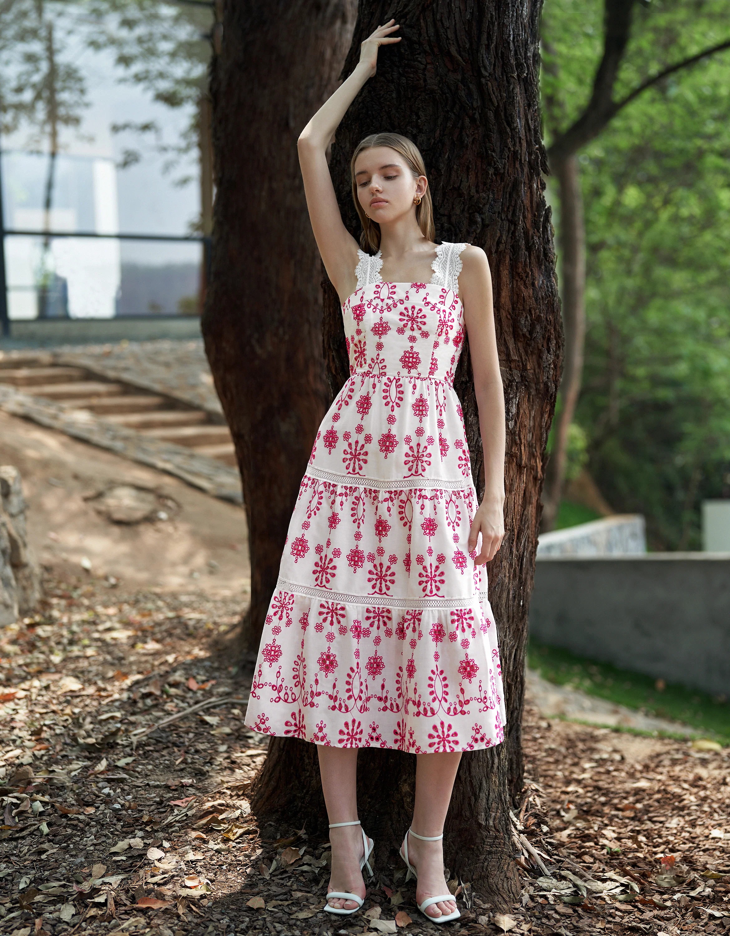 Two-tone Embroidered Midi Strap Dress - Image 2