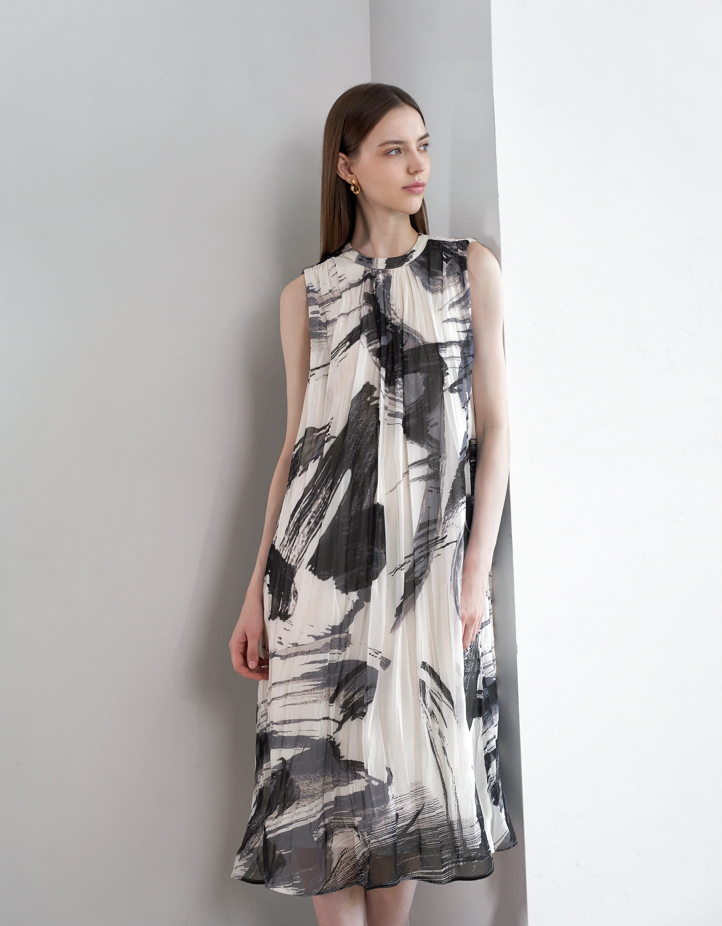 Two-way Art Print Midi Dress - Image 14