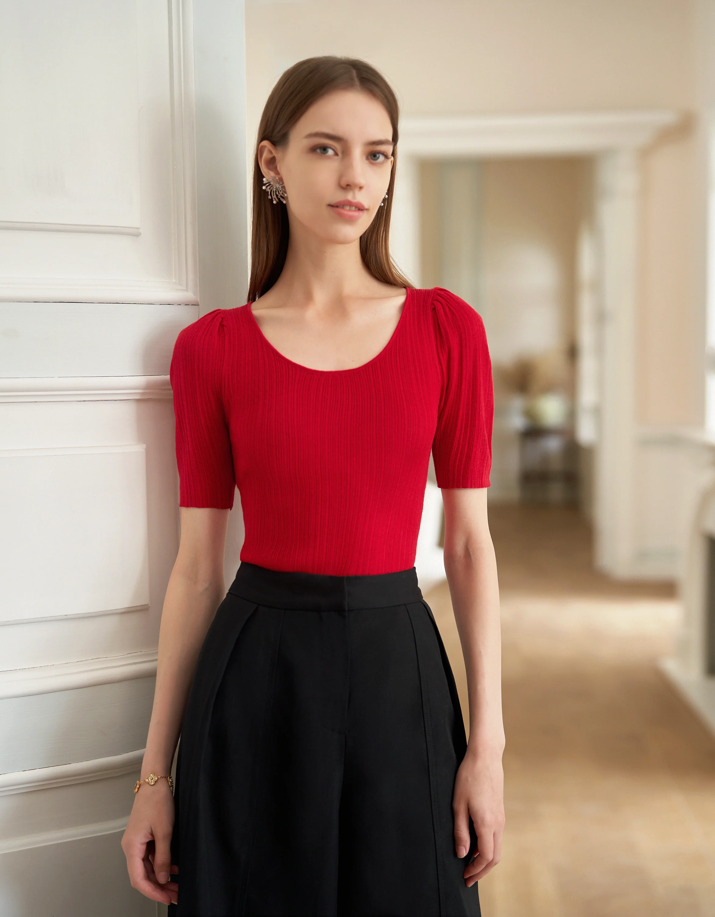 U-neck Puff Sleeves Slim Fit Top - Image 10