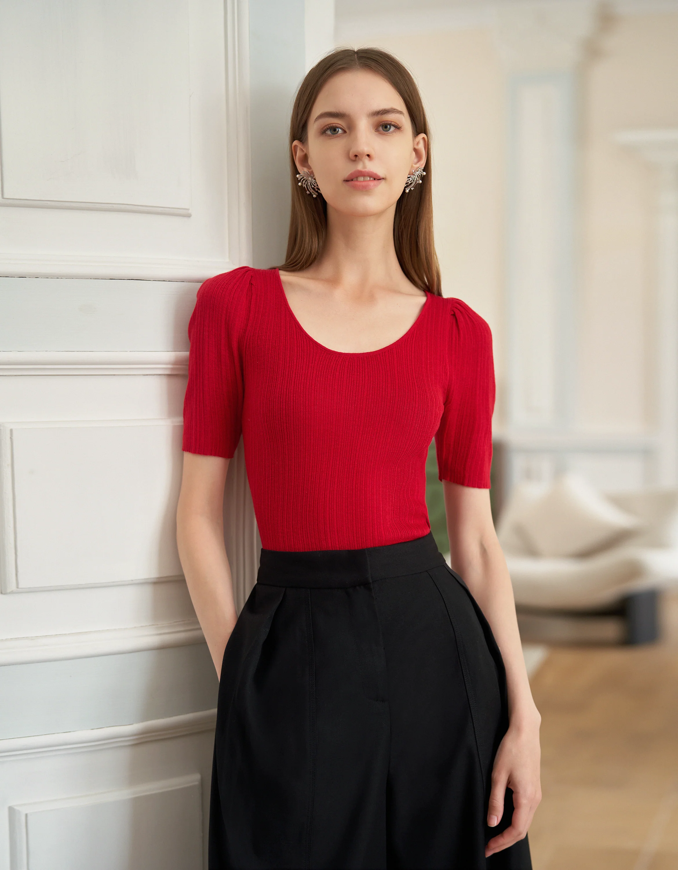 U-neck Puff Sleeves Slim Fit Top - Image 9
