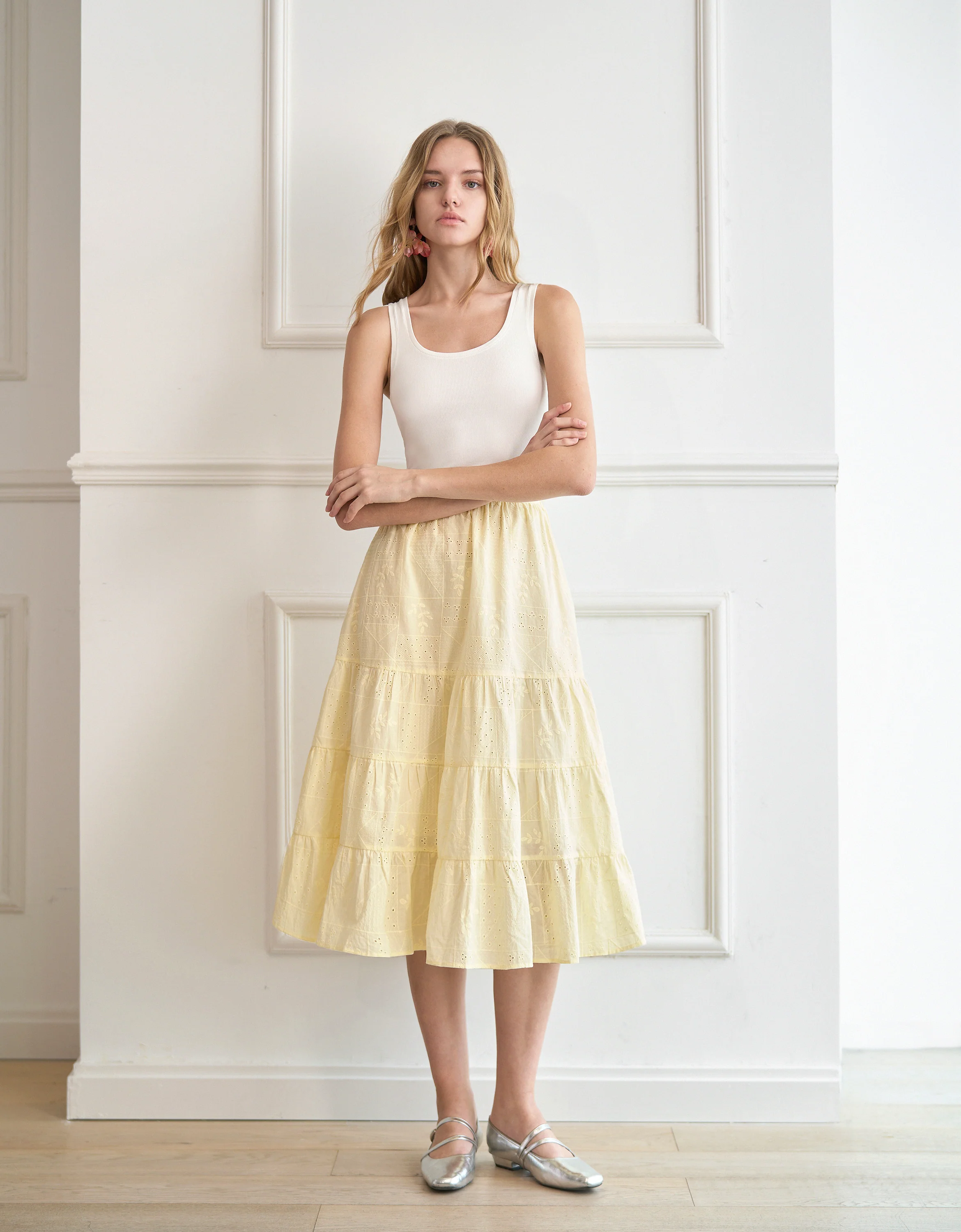 U-neck Sleeveless Cropped Knit Top - Image 5