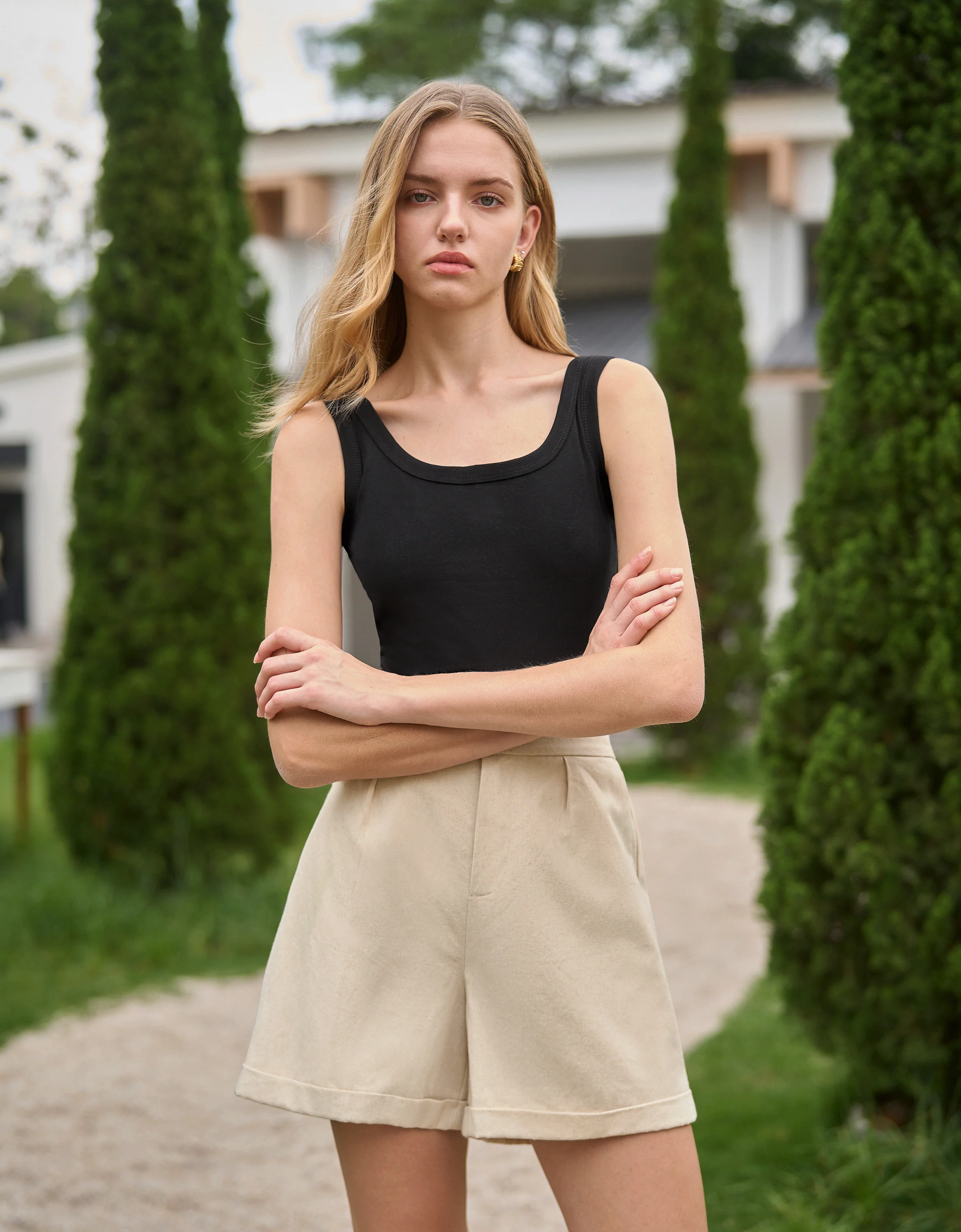 U-neck Wide Strap Cropped Knit Top