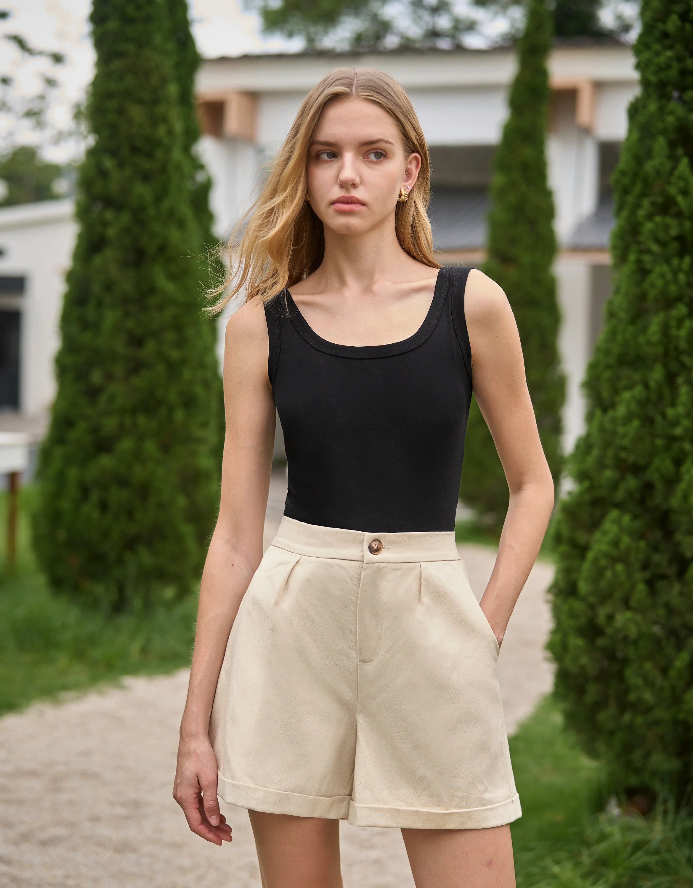U-neck Wide Strap Cropped Knit Top - Image 2
