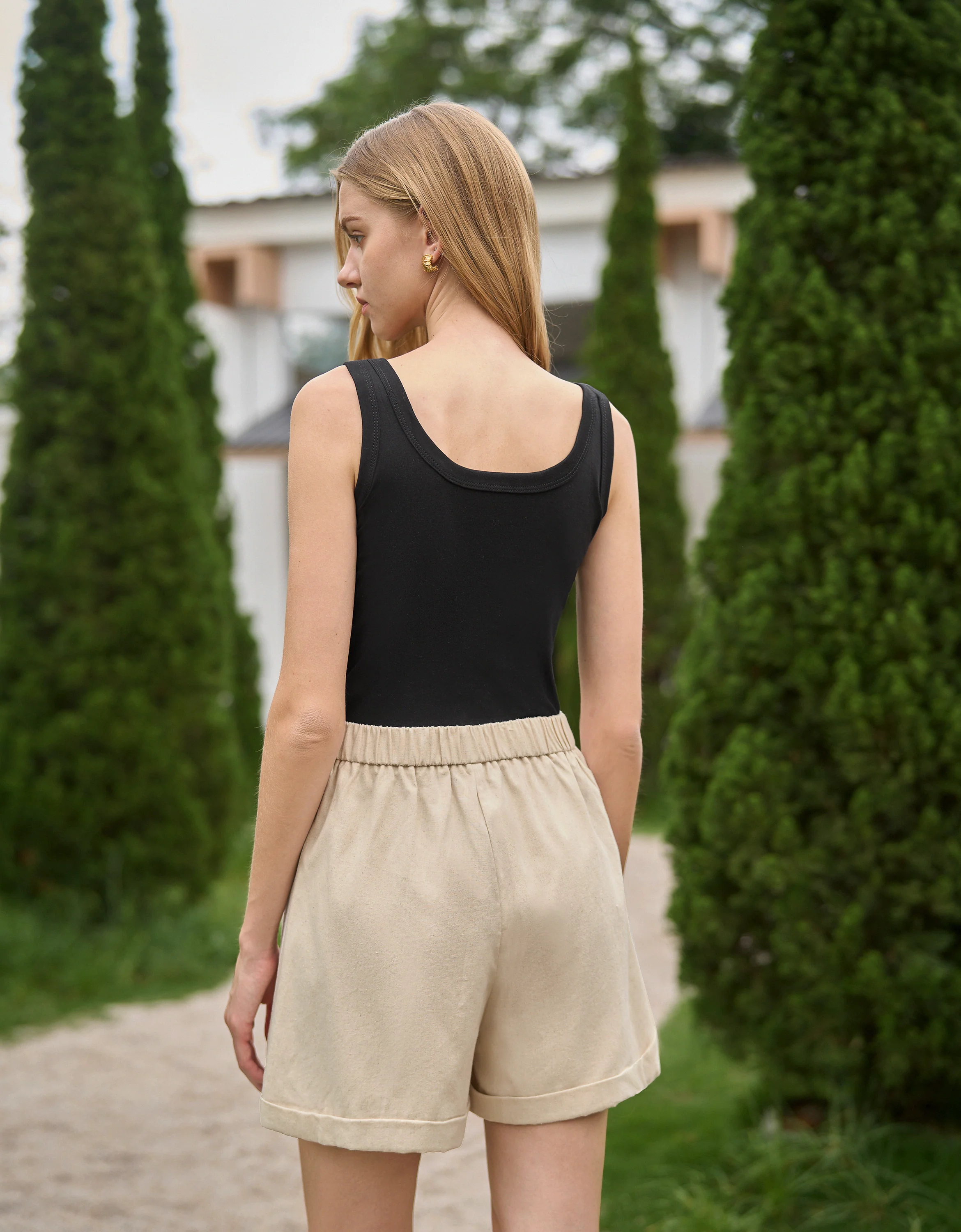 U-neck Wide Strap Cropped Knit Top - Image 3
