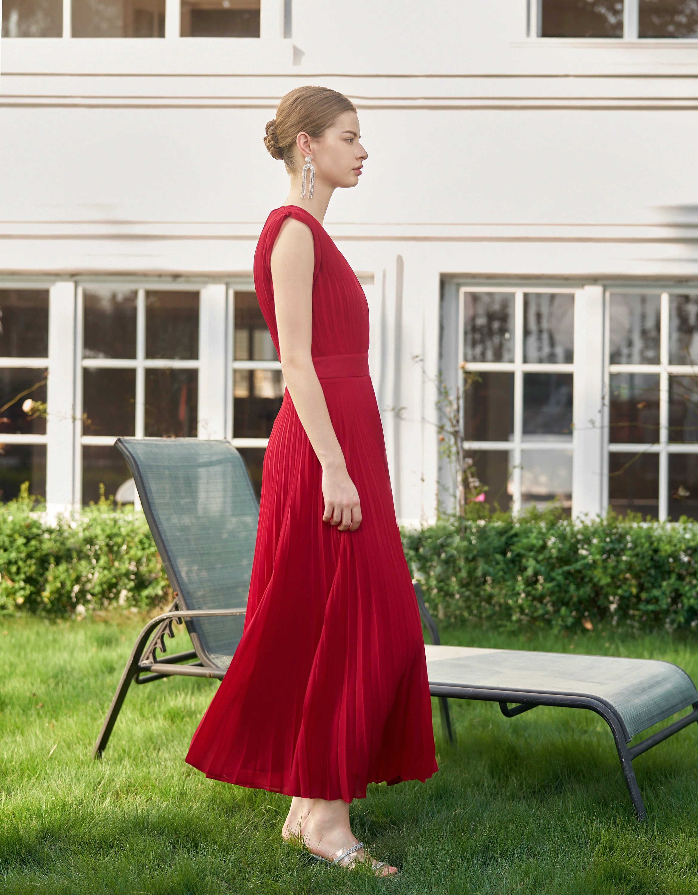V-neck Pleated Chiffon Dress - Image 6