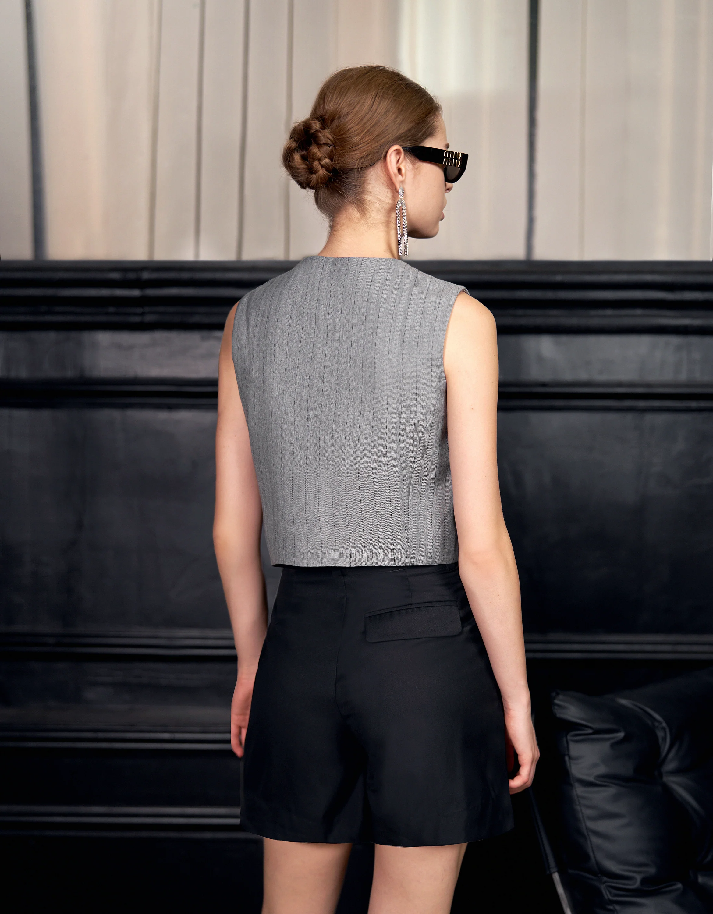 V-neck Sleeveless Stripe Vest - Image 4